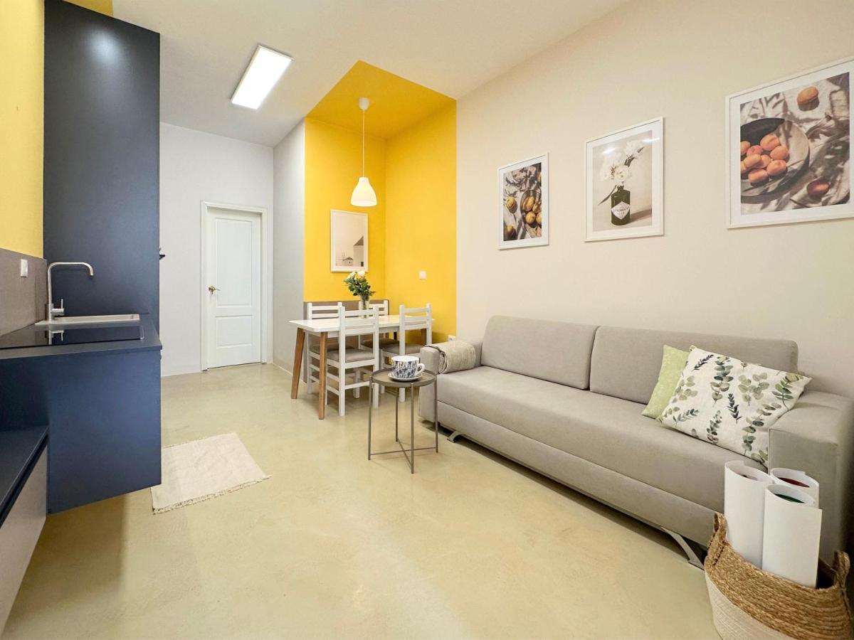 13 Eur For Monthly Stay - Home By The Sea - Hbs Golem  Εξωτερικό φωτογραφία