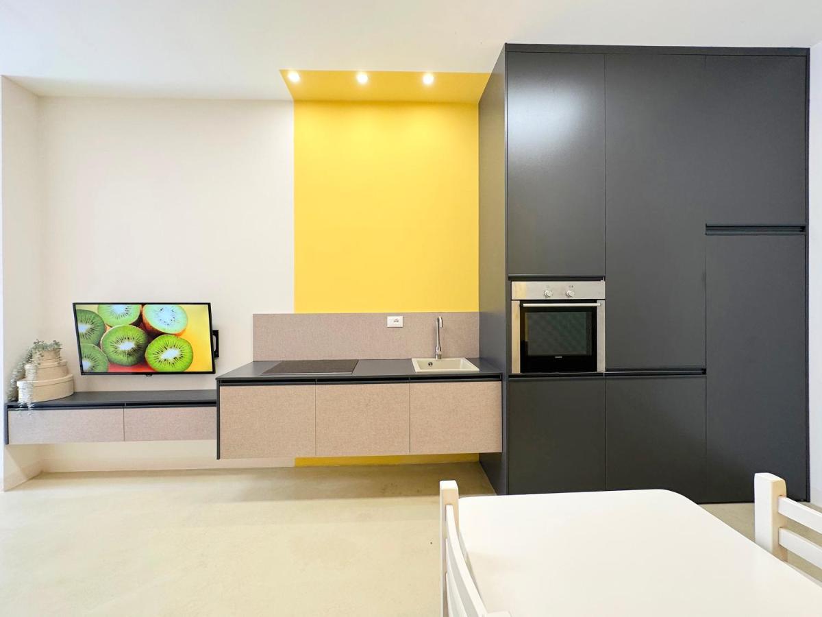 13 Eur For Monthly Stay - Home By The Sea - Hbs Golem  Εξωτερικό φωτογραφία