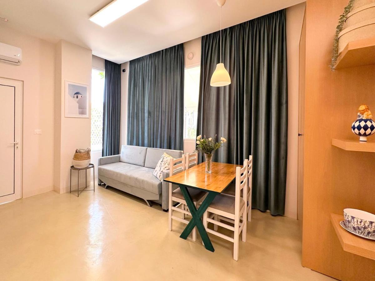13 Eur For Monthly Stay - Home By The Sea - Hbs Golem  Εξωτερικό φωτογραφία