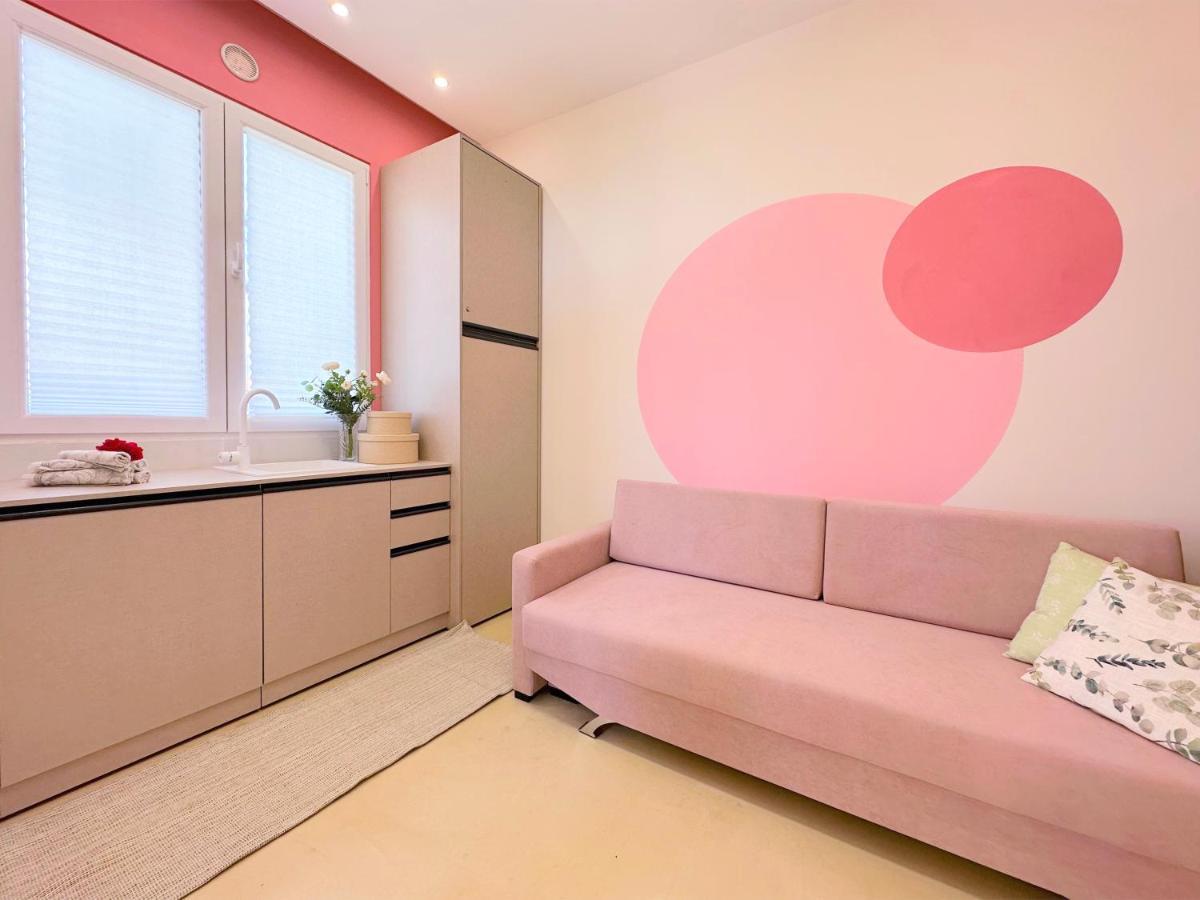 13 Eur For Monthly Stay - Home By The Sea - Hbs Golem  Εξωτερικό φωτογραφία